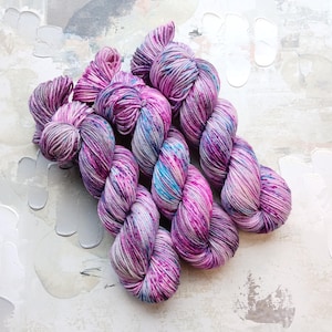 Freestyle Hand dyed Yarn / Handdyed yarn, DK Yarn, Wool Yarn - Pink, Purple, Blue, and Gray - A148 - DK Weight - 100g