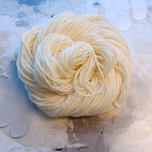 You Pick the Color - Worsted Weight Hand-dyed Yarn / Handdyed yarn, Worsted Yarn, Wool Yarn - 100g