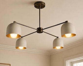 Nowoczesny żyrandol sufitowy z 4 światłami, mosiężny, w stylu mid-century, z kremową kopułą