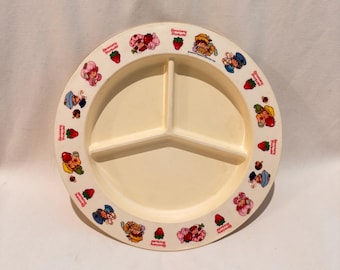Plato dividido de melamina Deka con diseño de tarta de fresas, estilo vintage, de 1980.