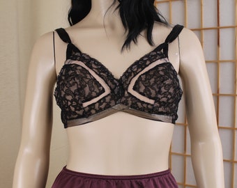 Vintage 1950's Black Lace Bullet Bra Size 34/35 B