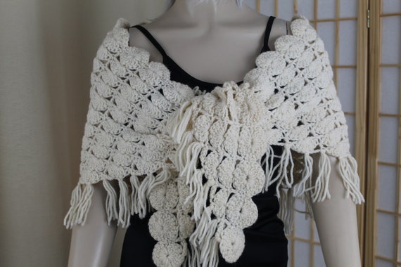 Vintage Ivory/Beige Shawl with Fringe Hand Croche… - image 1