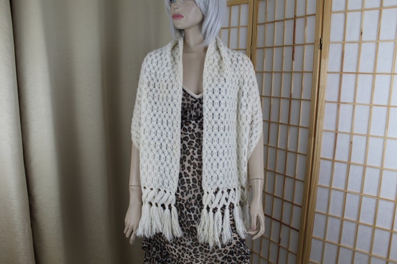 Vintage Long Scarf/Shawl Hand Made Crochet Off Wh… - image 2