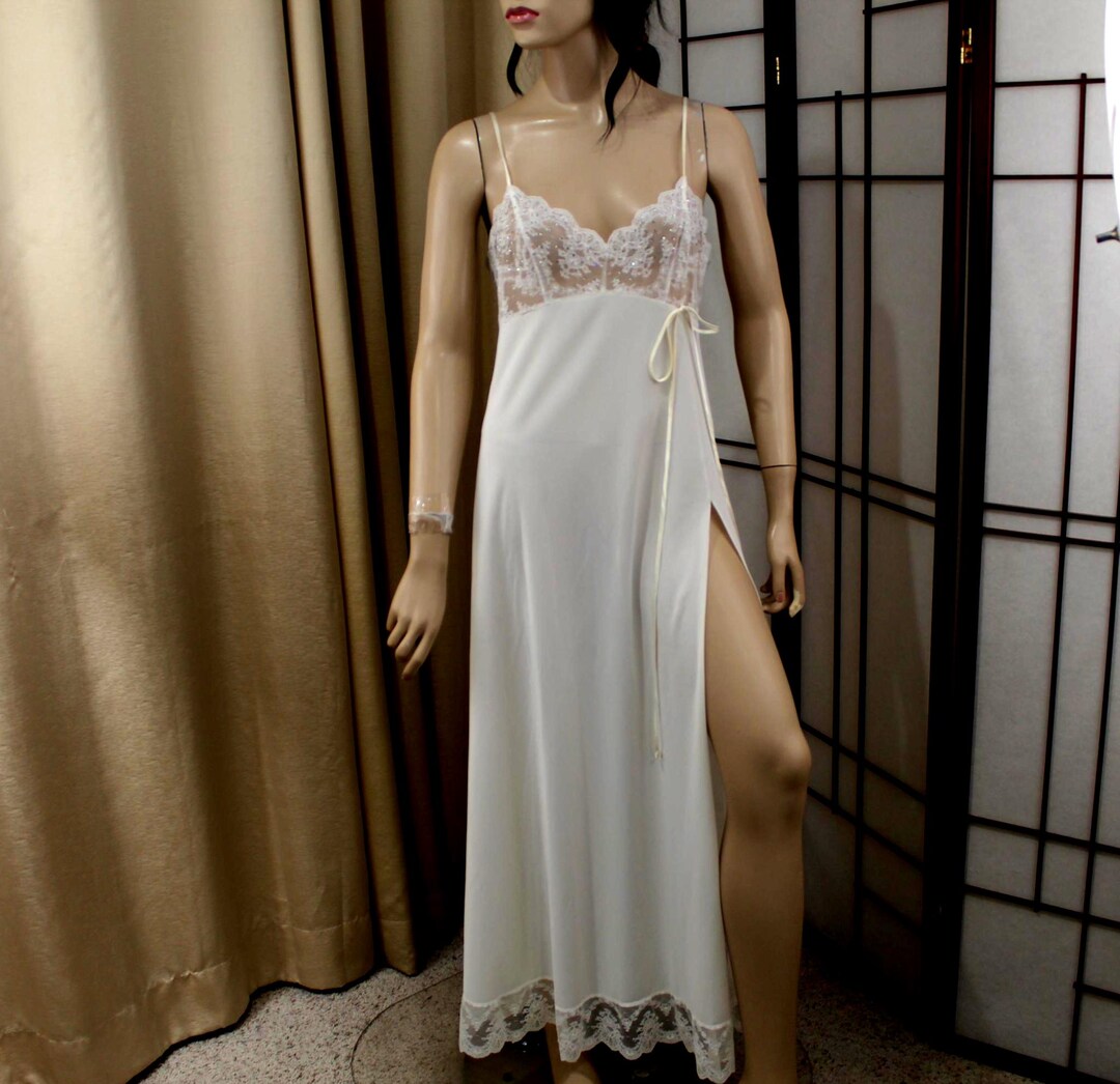 Vintage Lucie Ann White Nylon Long Nightgown Size Small Rhinestones Etsy vintage-lucie-ann-white-nylon-long-nightgown-size-small-rhinestones-etsy
