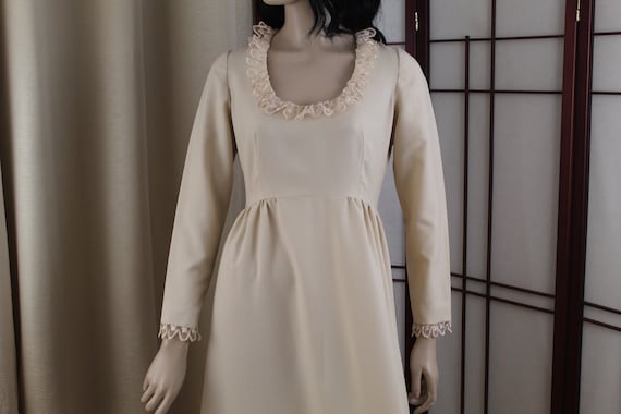 Vintage 1970's Victorian Style Prairie Dress Beig… - image 2