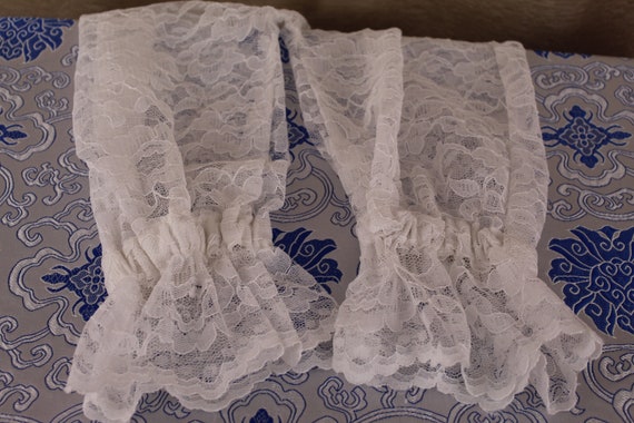 Vintage Childs White Lace Bloomers 4 Years Pantel… - image 3