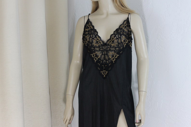 Vintage Black Nightgown Plus Size