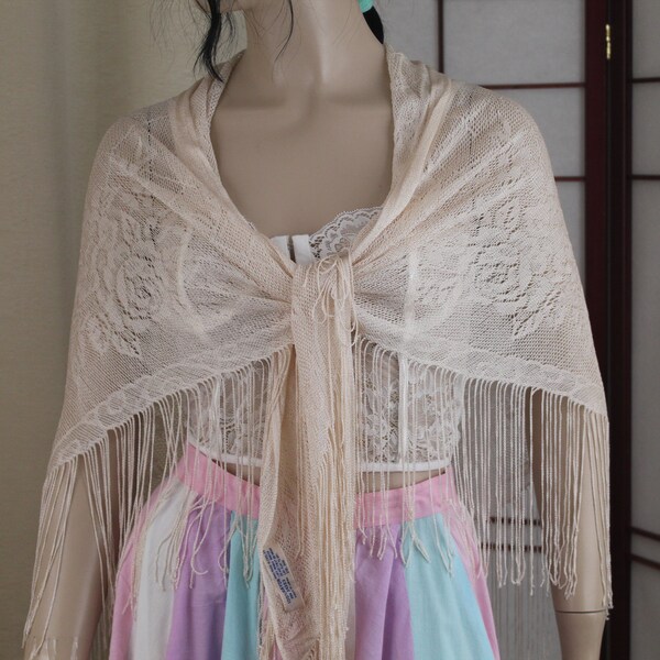 womens cream shawl