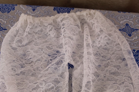 Vintage Childs White Lace Bloomers 4 Years Pantel… - image 2