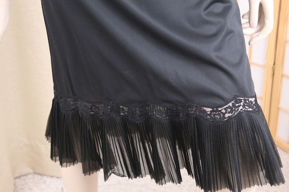 Vintage Crystal Pleating Seampruf Black Nylon/Lac… - image 2