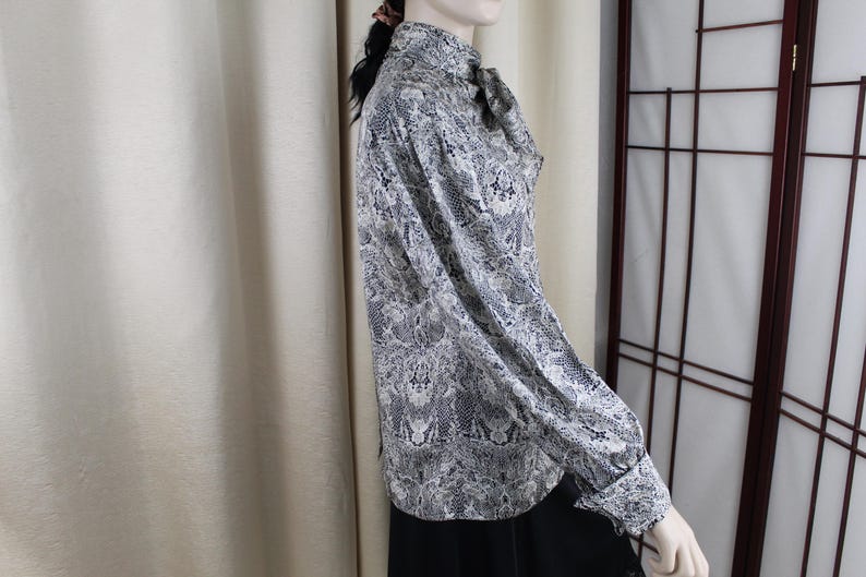Vintage Adrianna Papell sidenblus svart/vit storlek L 1980-tal bild 5