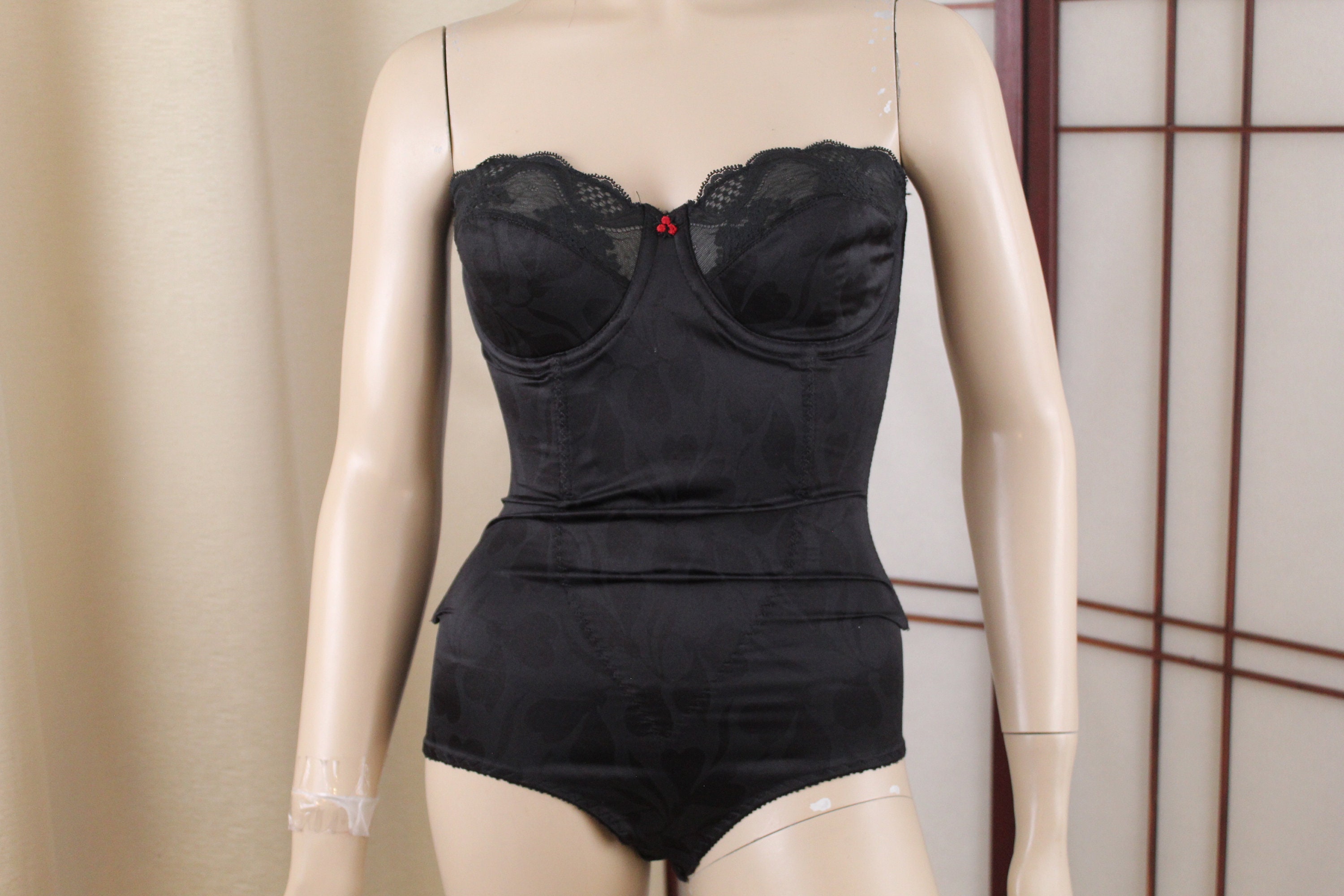 Vintage 1950s SILO ETTE Black Mesh & Paneled Lace Shapewear Girdle Shorts /  Panties, Size Small 