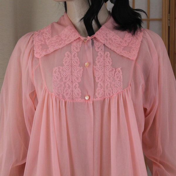 Vintage Long Nylon Chiffon Sheer Robe Size M/L Peach