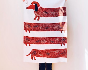 Dachshund Blanket - Soft Knit Throw - Dog Lover Gift - Kids and Adults - Nursery Decor - Sausage Dog Blanket