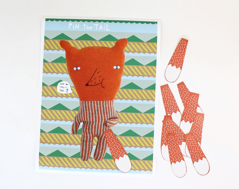 Pin the Tail on the Fox birthday party game, activity kids image 1