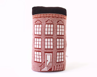 Brownstone House Knit Pillow - handmade throw pillow - New York inspired - NYC home decor - Brooklyn - soft lambswool