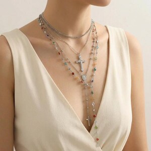 Collar con cruz en capas, collar de cuentas multicolor, joyería bohemia ajustable, regalo para ella.