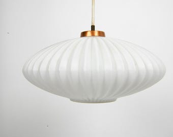 Louis Kalff for Philips-hanger van geribbeld glas en koper | Nederland, jaren 70