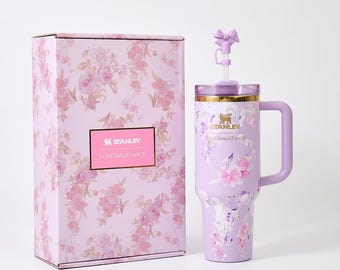 Stanley x LoveShackFancy Floral Lavender Quencher H2.0 FlowState Tumbler 40oz – Limited Edition Lavender Blossom Bow Tumbler