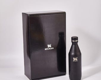 Stanley x JENNIE Midnight Bloom All Day Slim Luxe Bottle – Black Limited Edition