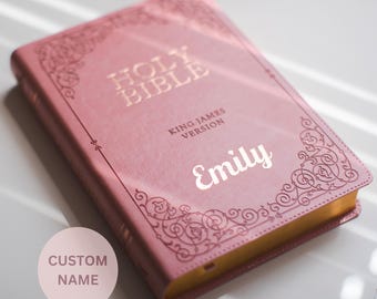 Benutzerdefinierter Name rosa KJV Bibel Kunstleder Großdruck Personalisierte Vinyl Name Bibel für Frauen Rosa kundenspezifisches Geschenk für ihre christliche Bibel