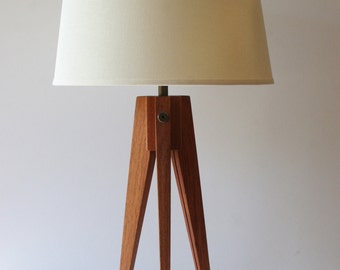 Table Lamp Tripod Slim - Brazilian Cherry