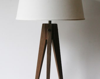 Table Lamp Tripod Slim - Walnut