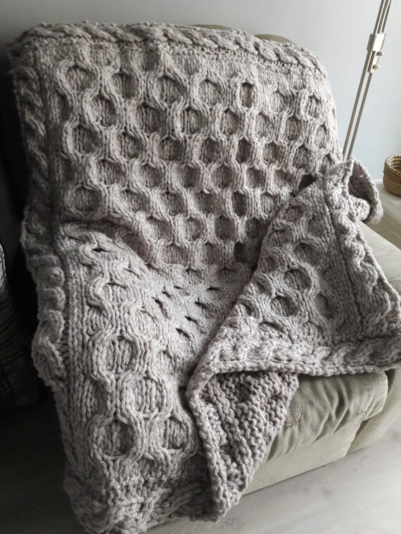 Bee Cozy Cable Knit THROW THICK Throw Cable Knit Blanket Throw