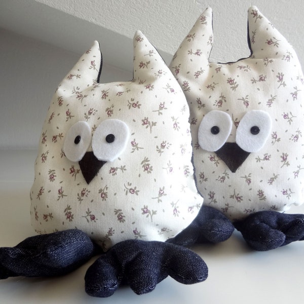 Hibou empaillé en tissu