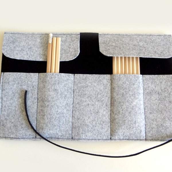 Roll felt  pencil case black and grey