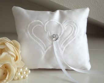 White satin ring bearer pillow, luxury ring pillow with embroidery, embroidered wedding ring pillow, pillow ring, ring cushion wedding