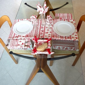 Table set folk for home decor in mountain style cushion and accessories image 1