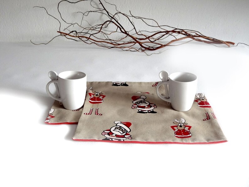 Christmas placemats with Santa Klaus or reindeers set of 2 image 2