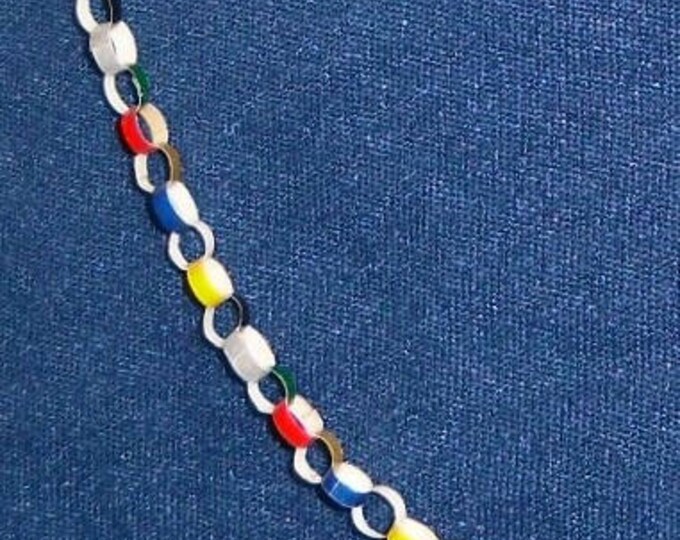 Christmas Tree Paper Chain Garland in 12th Scale. Made by Linda Elgenes