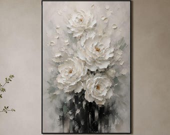 Ivoorwitte impasto bloemenwanddecoratie, vier witte bloemen, zwartgrijze verticale decoratie