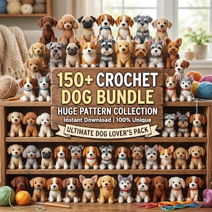 Könnte beinhalten: Ein Holzregal zeigt eine Sammlung von gehäkelten Hundefiguren in verschiedenen Rassen und Farben. Das Regal zeigt auch den Text "150+ CROCHET DOG BUNDLE" und "ULTIMATE DOG LOVER'S PACK". Bunte Wollknäuel sind zu sehen.