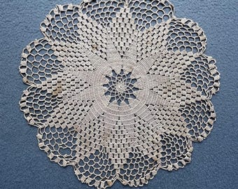 Handgemaakt gehaakt kant rond kleedje katoen 13,5 inch vintage Cottagecore-decor