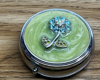 Vintage Women Pill Box Green Enamel Rhinestone Flower Small Travel Case