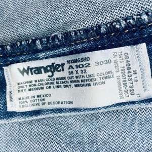Calça jeans masculina Wrangler, 100% algodão, tamanho 36x32, modelo George Strait Relaxed Straight Western, azul. imagem 5