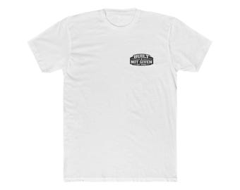 Camiseta con el martillo de la Estatua de la Libertad construida en rojo y blanco / Camiseta con la bandera estadounidense patriótica