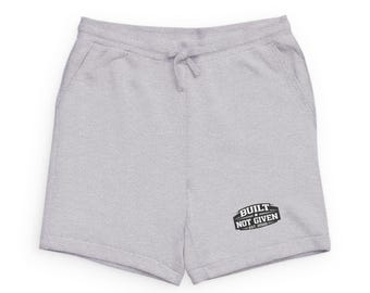 Pantalones cortos deportivos Built Not Given / Pantalones cortos deportivos con estampado motivacional
