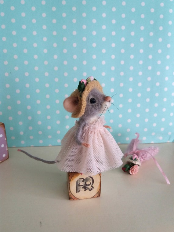 Needle Felt Mouse Miniature Mouse Felt Mouse Dollhouse Mouse