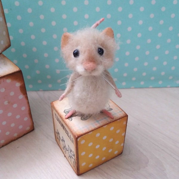 Naald vilten muis miniatuurmuis schattige muis poppenhuismuis realistische muis viltmuis kunstmuis, blythe mouse, vilten muizen, maus