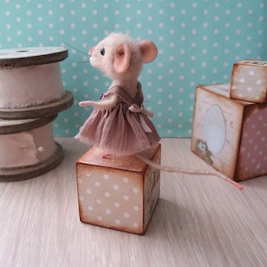 Needle felt mouse miniature mouse felt mouse dollhouse mouse needle felted mouse felt mice cute mouse wool mouse white mouse realistic mouse image 2