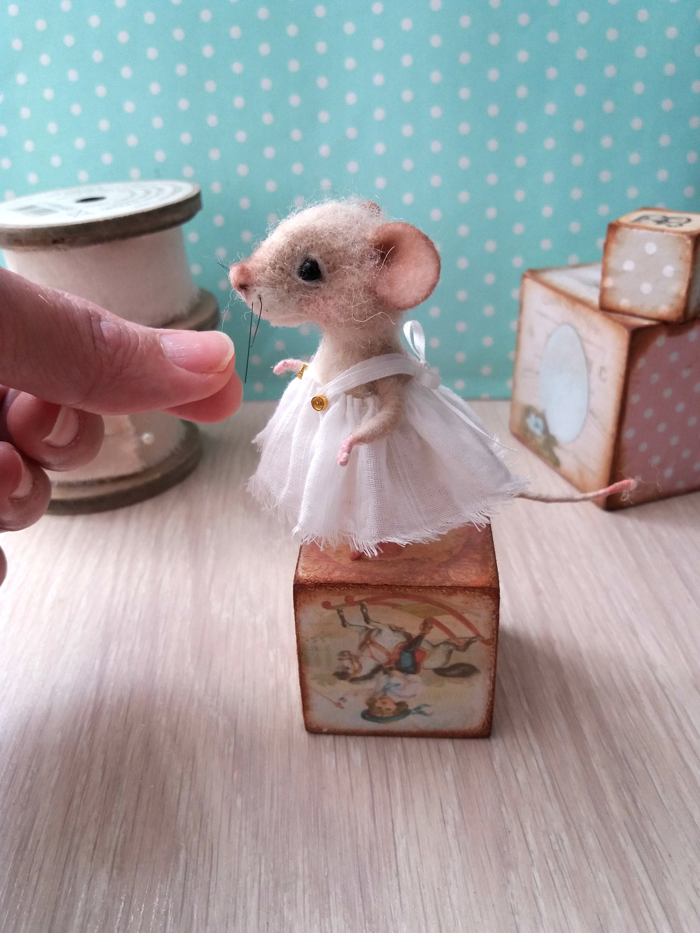 Needle Felt Mouse Miniature Mouse Felt Mouse Dollhouse Mouse