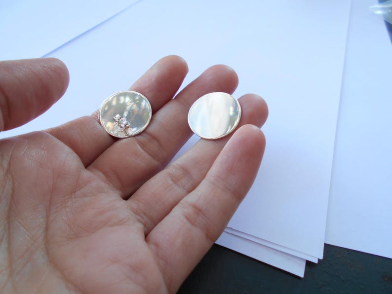 silver disc earrings minimal image 7