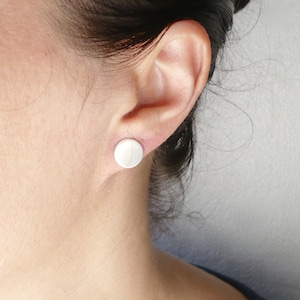 small disk earrings