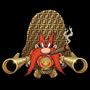 Pode incluir: Um personagem de desenho animado com um grande bigode e sobrancelhas vermelhas, segurando duas pistolas douradas ornamentadas. O personagem veste uma camisa vermelha com um emblema dourado da cabeça da Medusa e calças estampadas sobre fundo dourado.