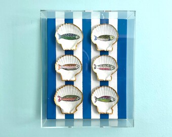 Tableau fantaisiste en coquillages et poissons | Boîte d'ombre acrylique, Décoration de maison de plage