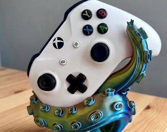 Octopus Xbox Controller Stand | 3D Printed Gaming Desk Holder | Gamer Setup Decor | Unique Controller Display | Tentacle stand